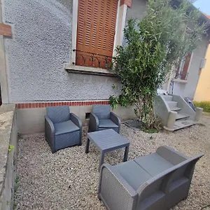 /